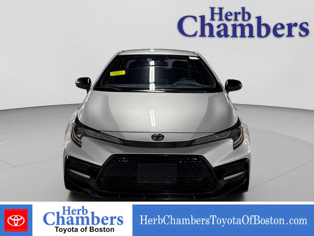 Used 2020 Toyota Corolla SE Sedan