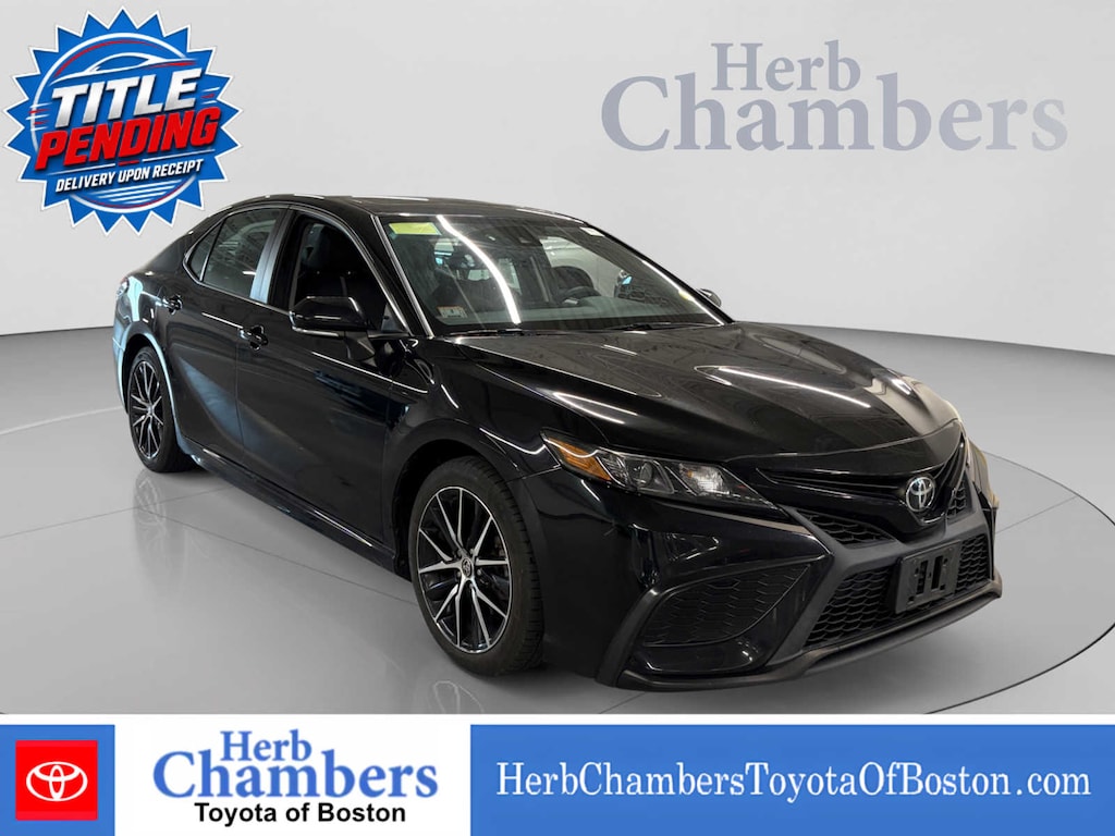 Certified 2021 Toyota Camry SE Sedan