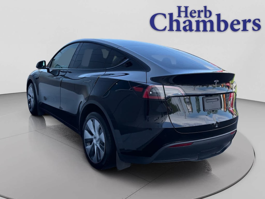 Used 2024 Tesla Model Y Long Range SUV
