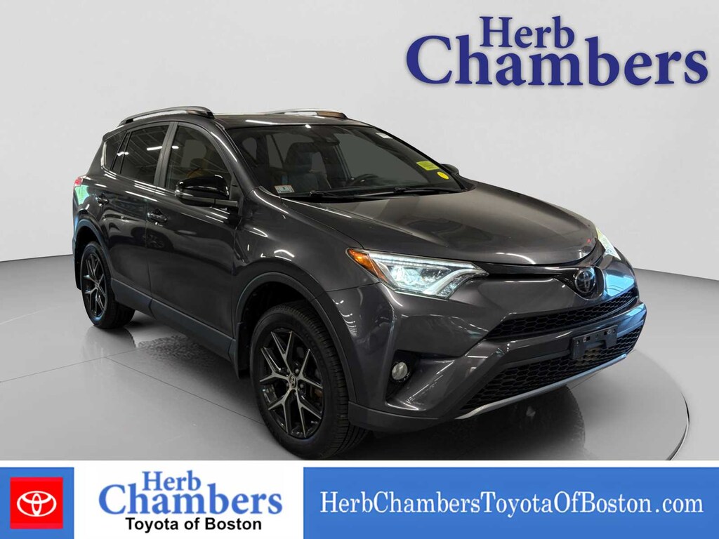 Used 2017 Toyota RAV4 SE SUV