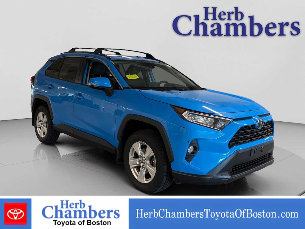 Used 2021 Toyota RAV4 XLE SUV