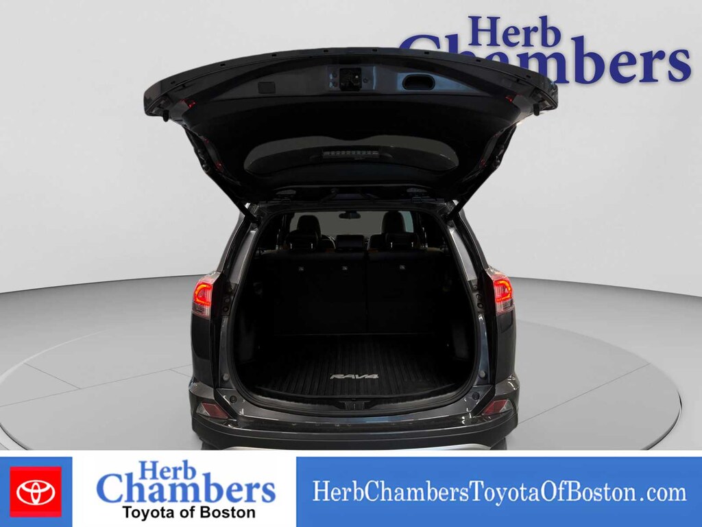Used 2017 Toyota RAV4 SE SUV