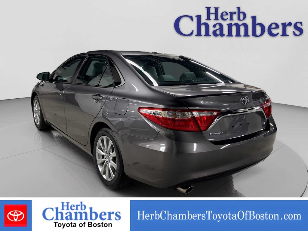 Used 2015 Toyota Camry XLE Sedan