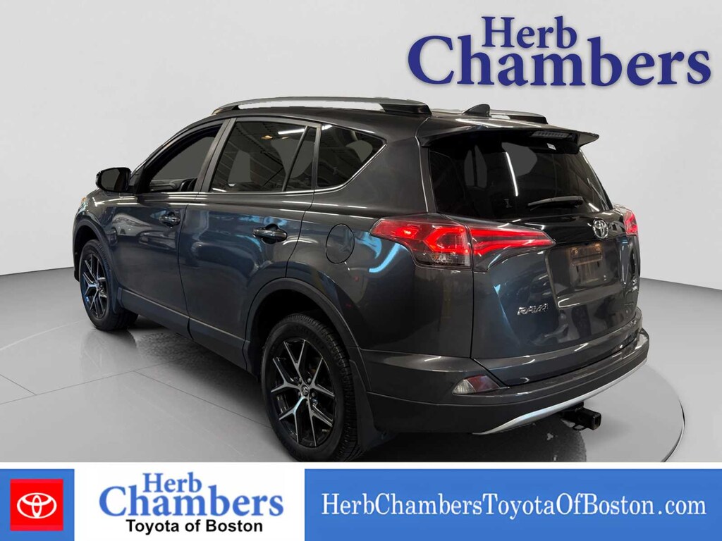 Used 2017 Toyota RAV4 SE SUV
