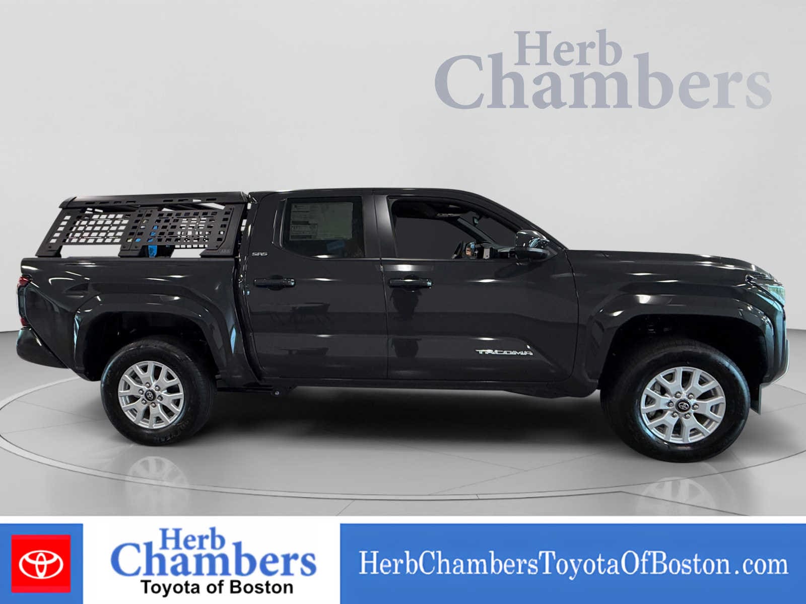 2026 Toyota Tacoma SR5 - Photo 11