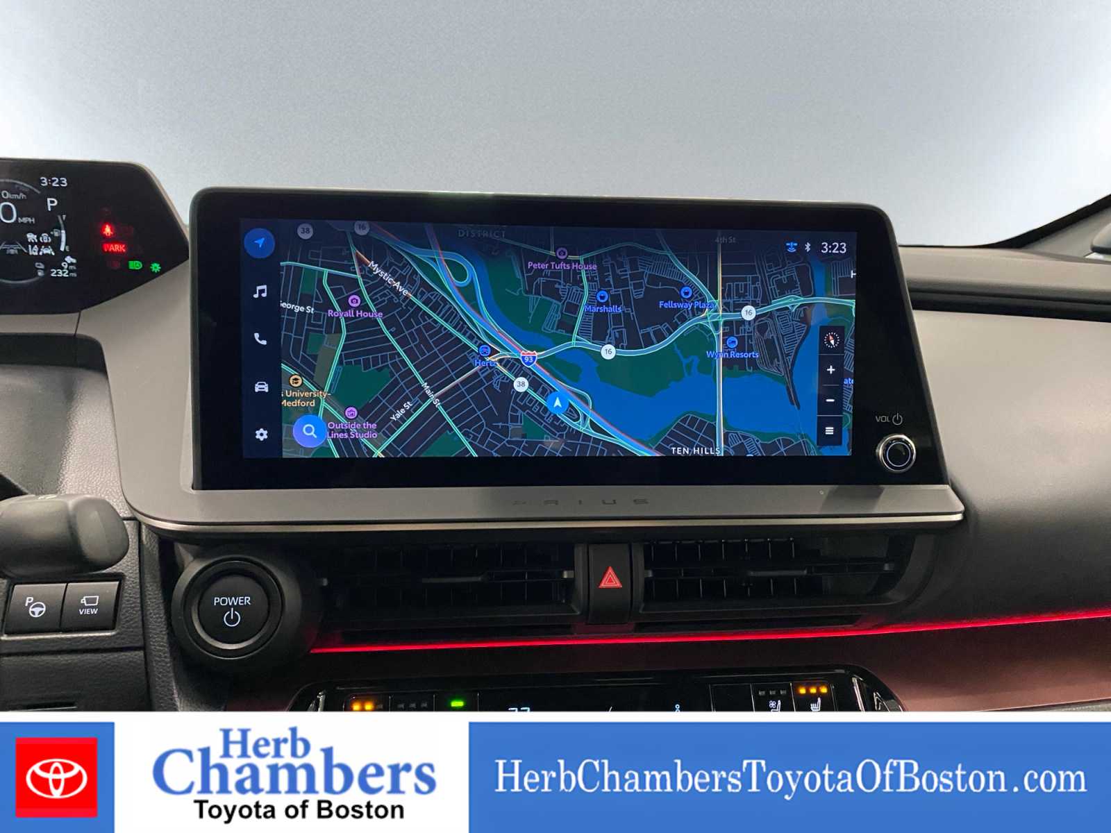 2026 Toyota Prius Plug-in Hybrid XSE Premium - Photo 14