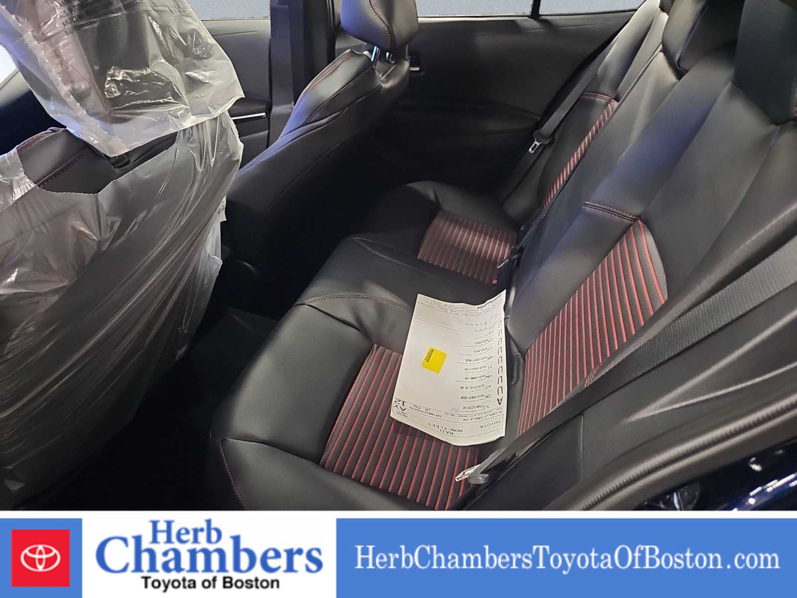 2026 Toyota Corolla XSE - Photo 19