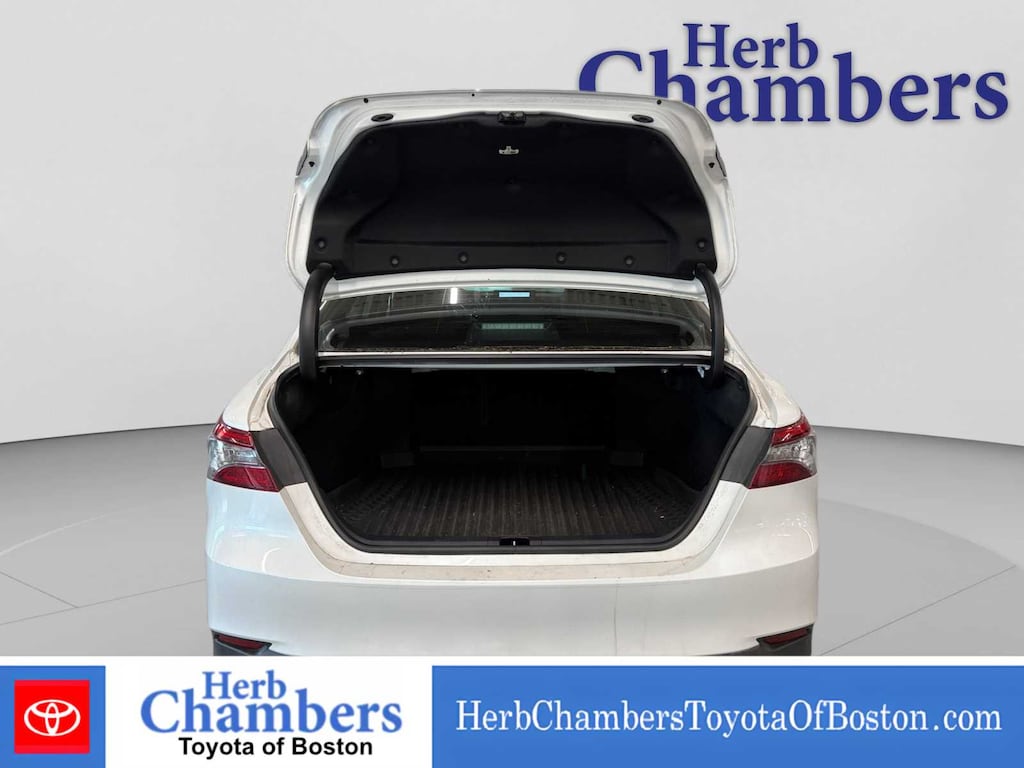 Used 2023 Toyota Camry XLE Sedan