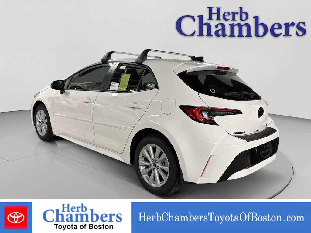 New 2026 Toyota Corolla Hatchback SE Hatchback
