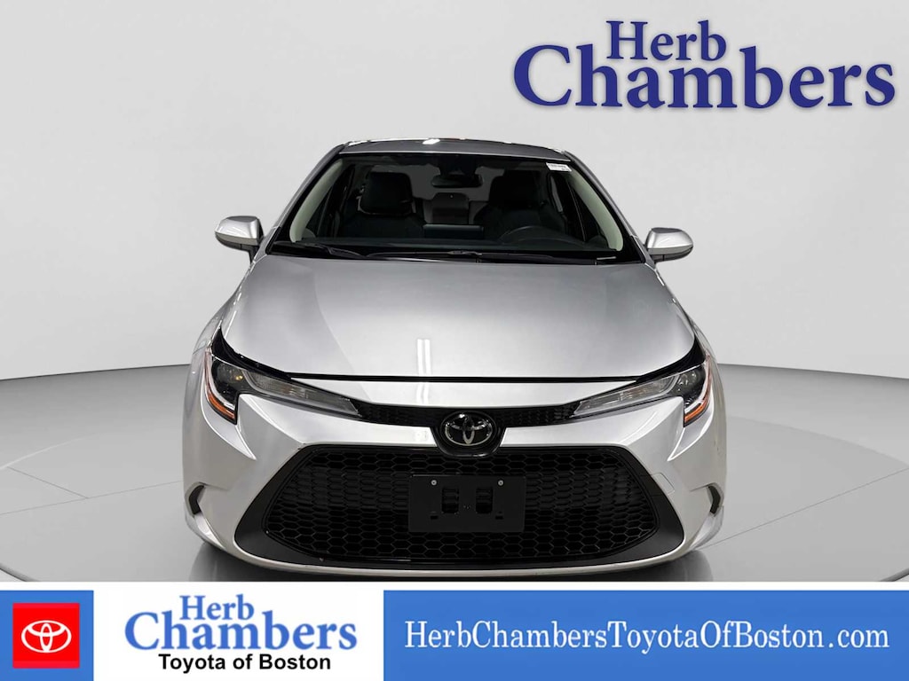 Used 2022 Toyota Corolla LE Sedan