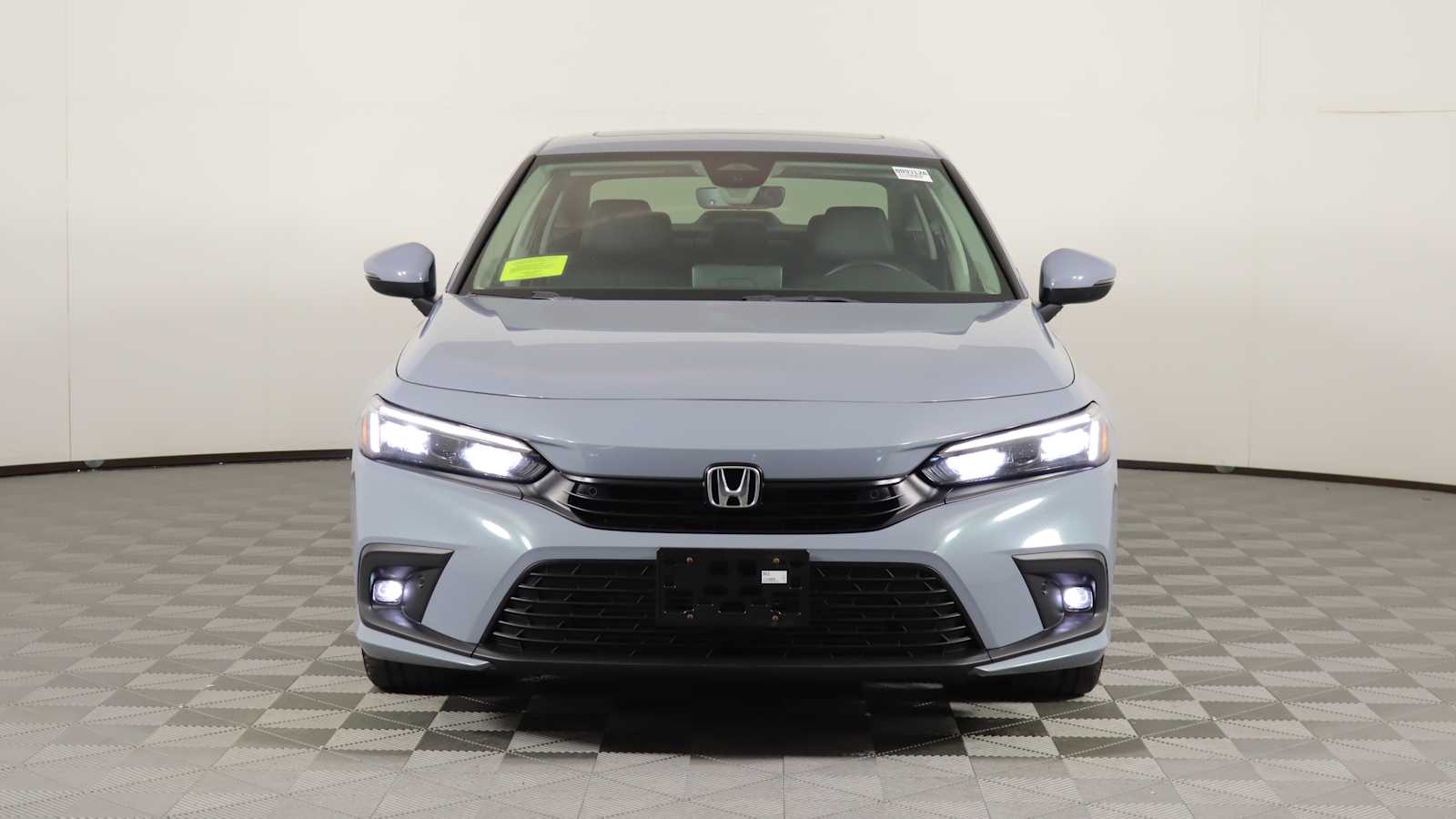2023 Honda Civic Touring photo 2