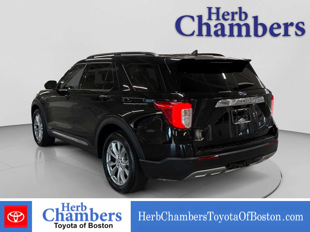 Used 2021 Ford Explorer XLT SUV