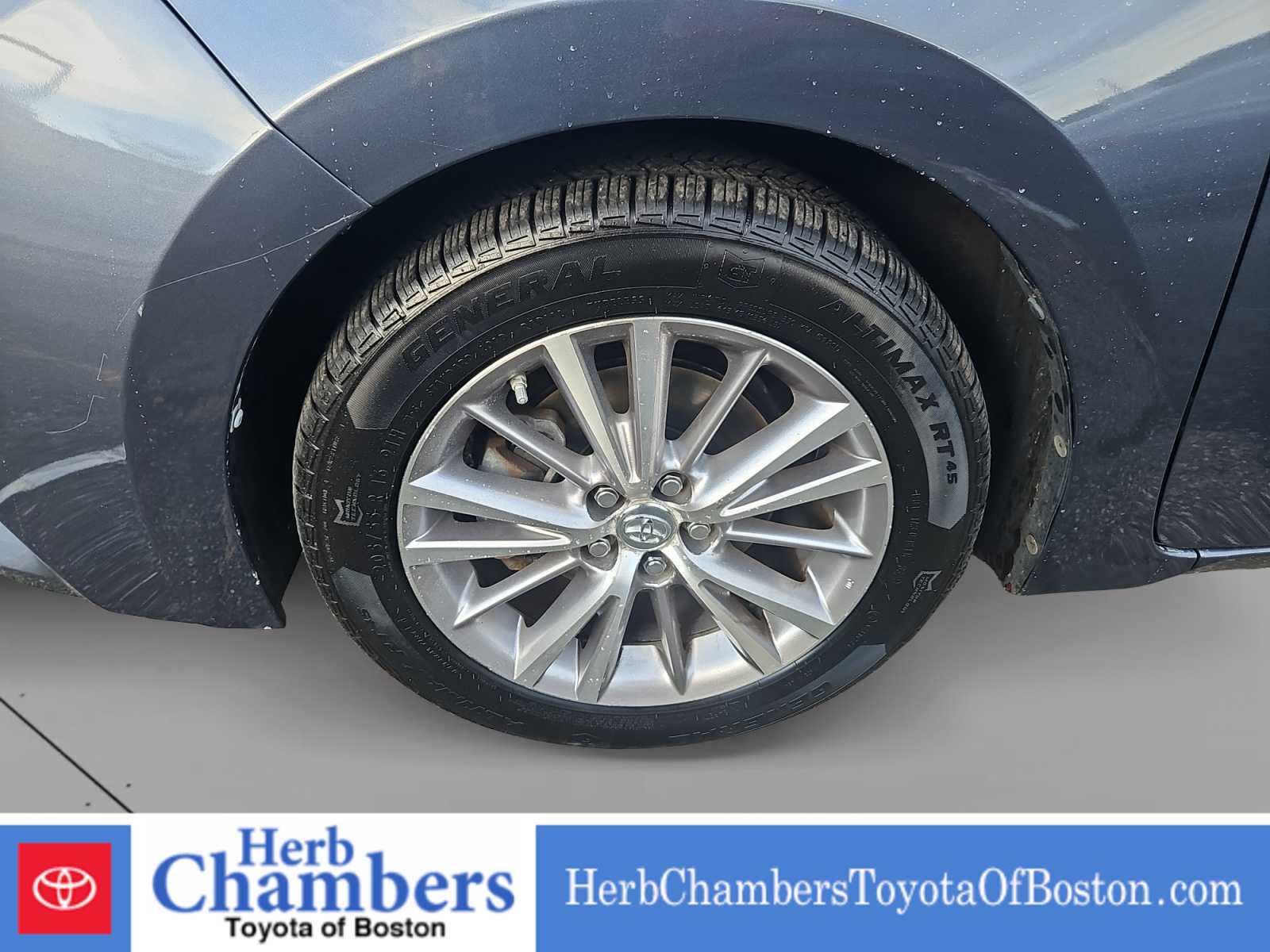 Image of 2014 Toyota Corolla LE Sedan