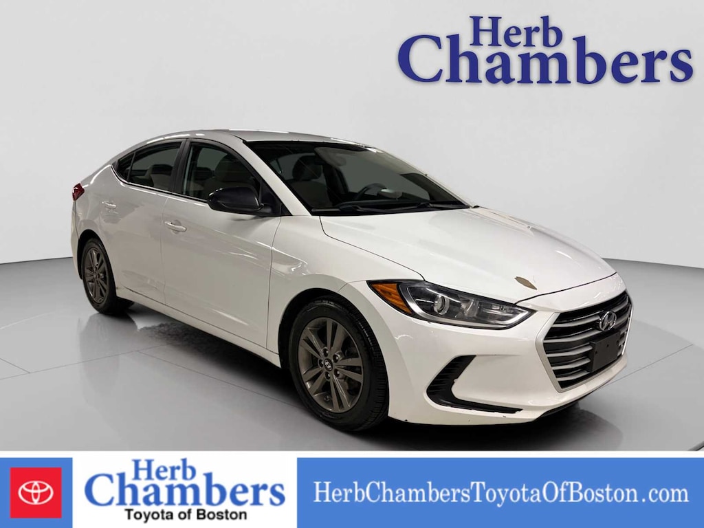Used 2017 Hyundai Elantra SE Sedan