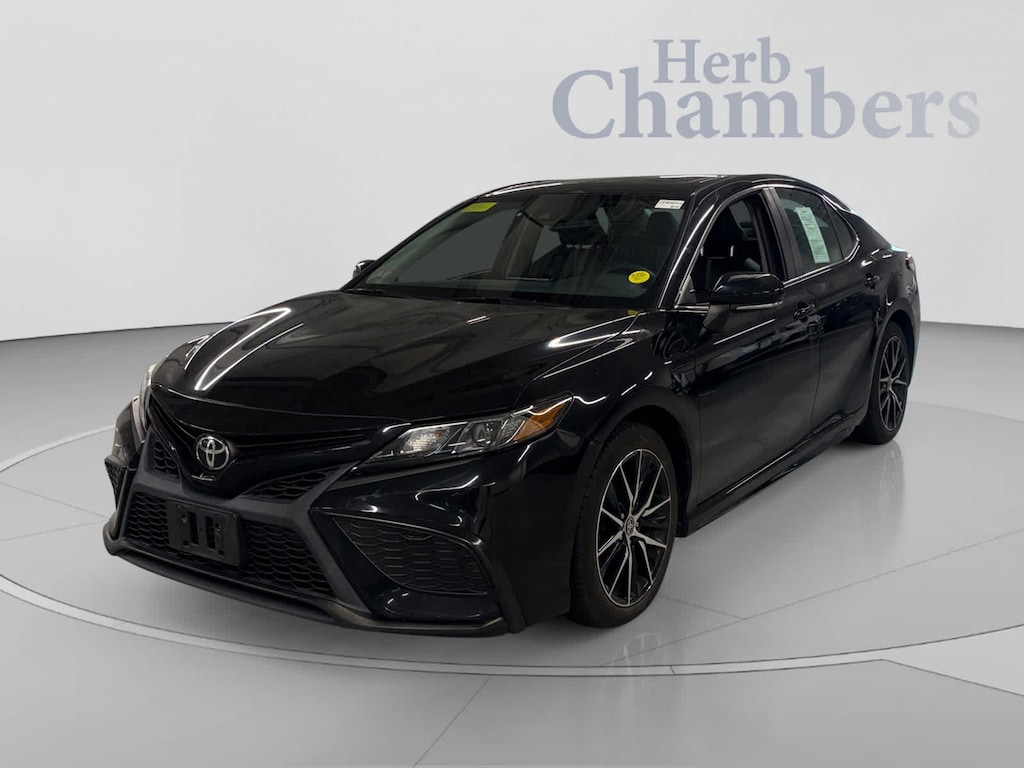 Certified 2021 Toyota Camry SE Sedan