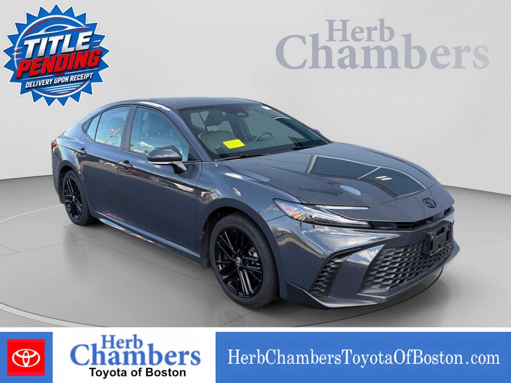 Used 2025 Toyota Camry SE Sedan