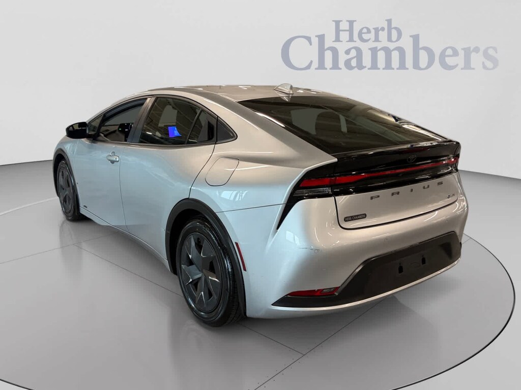 Used 2023 Toyota Prius LE Sedan