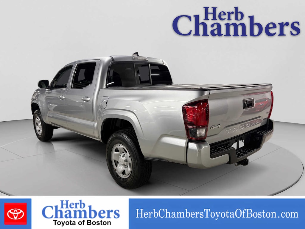 Used 2022 Toyota Tacoma SR Double Cab 5 Bed V6 AT (Natl) Truck