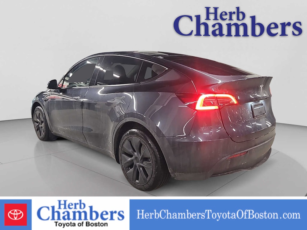 Used 2025 Tesla Model Y Long Range SUV