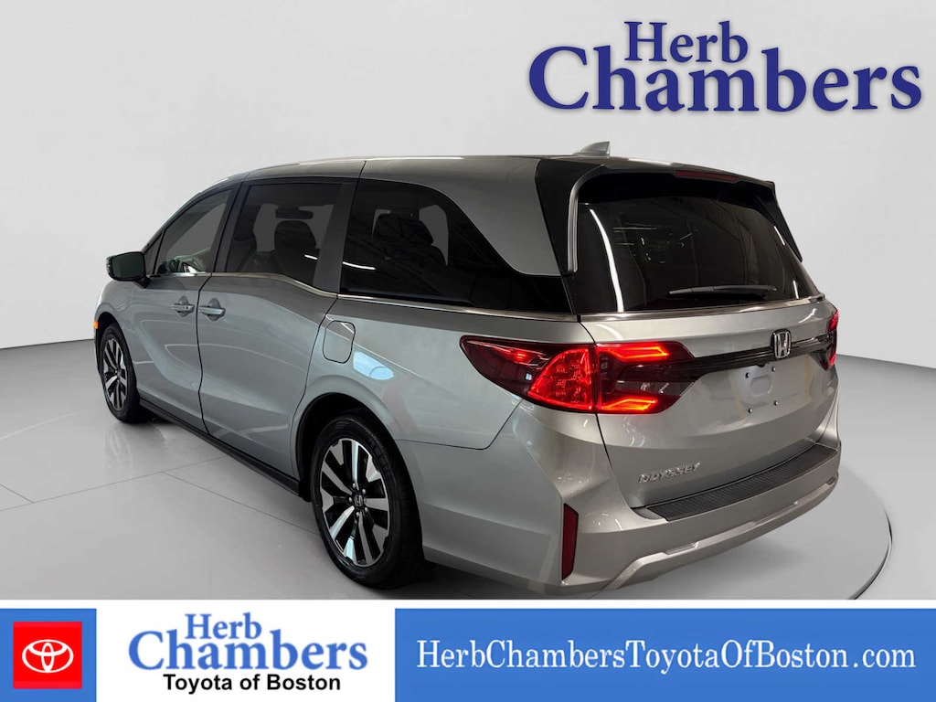 Used 2025 Honda Odyssey EX-L Van