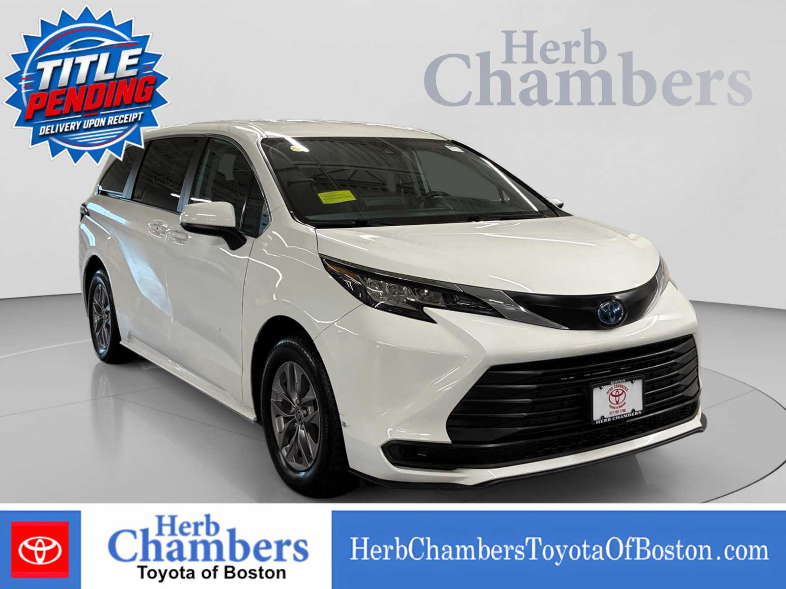 Ice Cap 2023 Toyota Sienna Minivan Front-Wheel Drive Continuously Variable Transmission