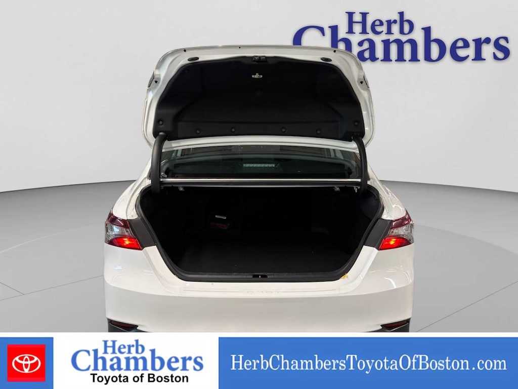Used 2022 Toyota Camry Hybrid LE Sedan