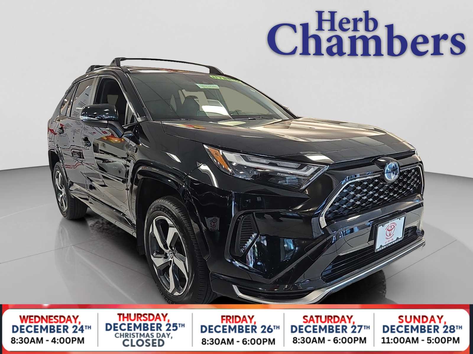 2023 Toyota RAV4 SE's photo