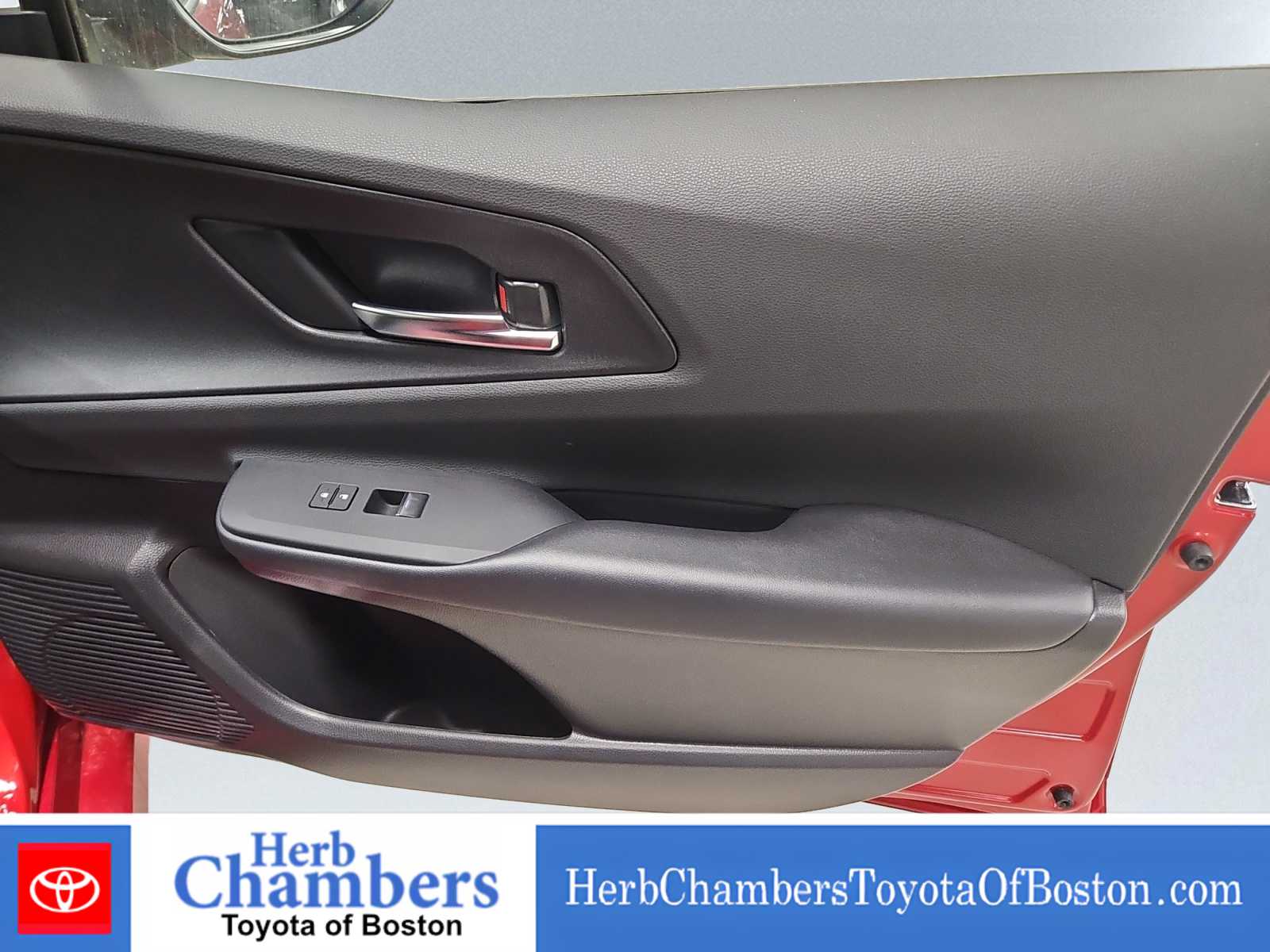 2026 Toyota Prius Plug-in Hybrid XSE - Photo 16
