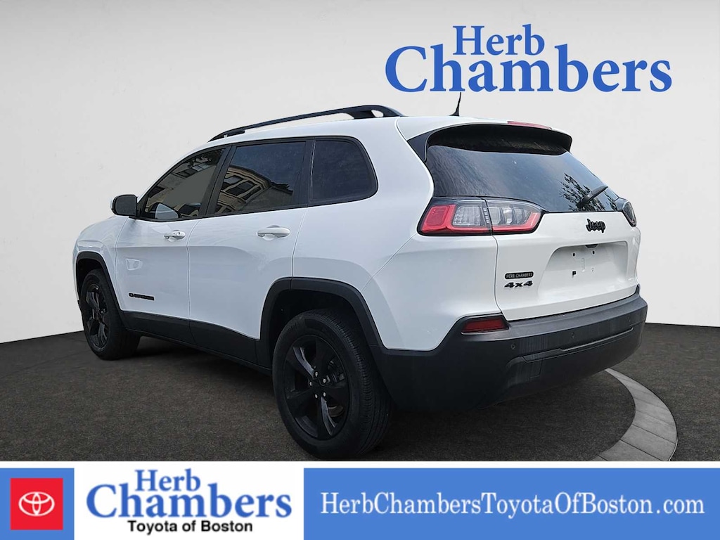 Used 2019 Jeep Cherokee Altitude SUV