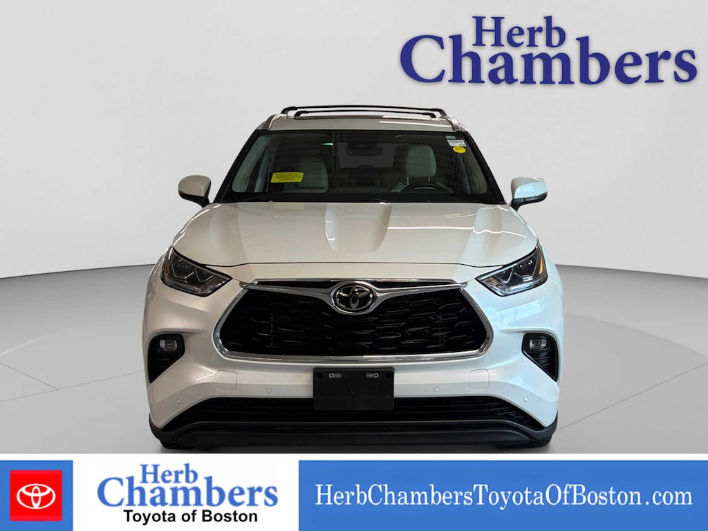 Used 2023 Toyota Highlander Limited SUV