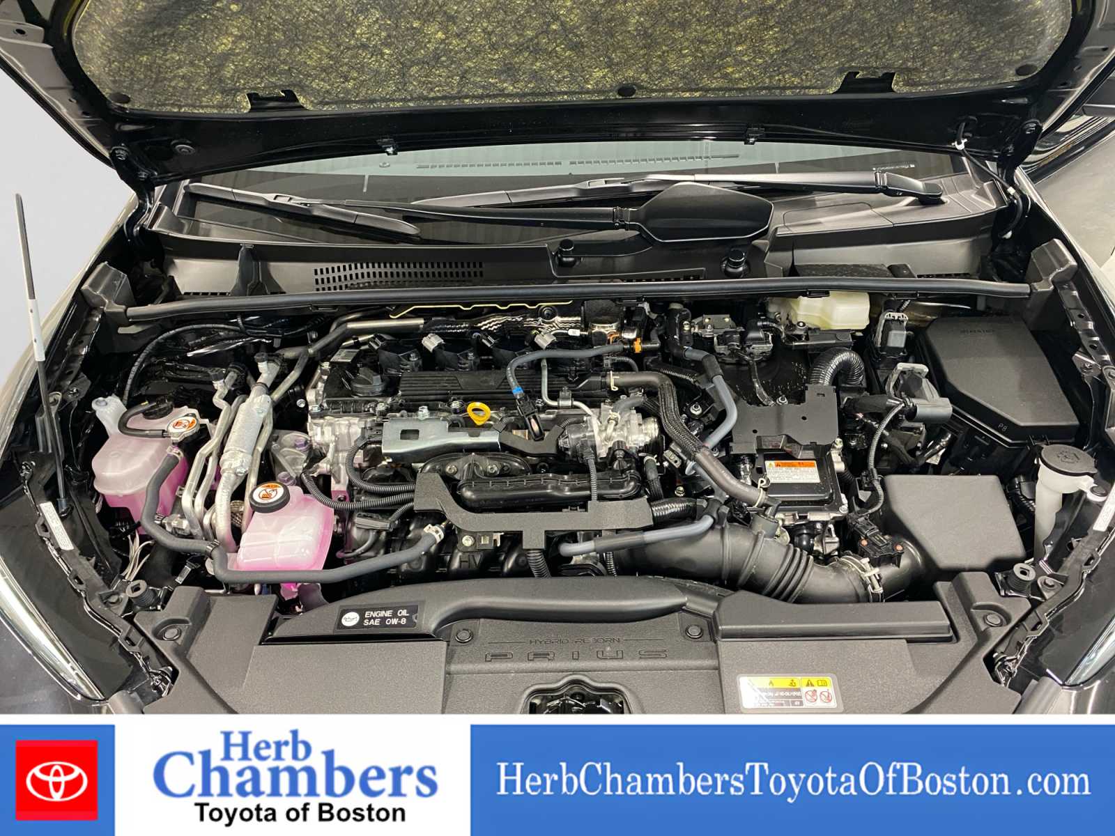 2026 Toyota Prius Plug-in Hybrid XSE Premium - Photo 8