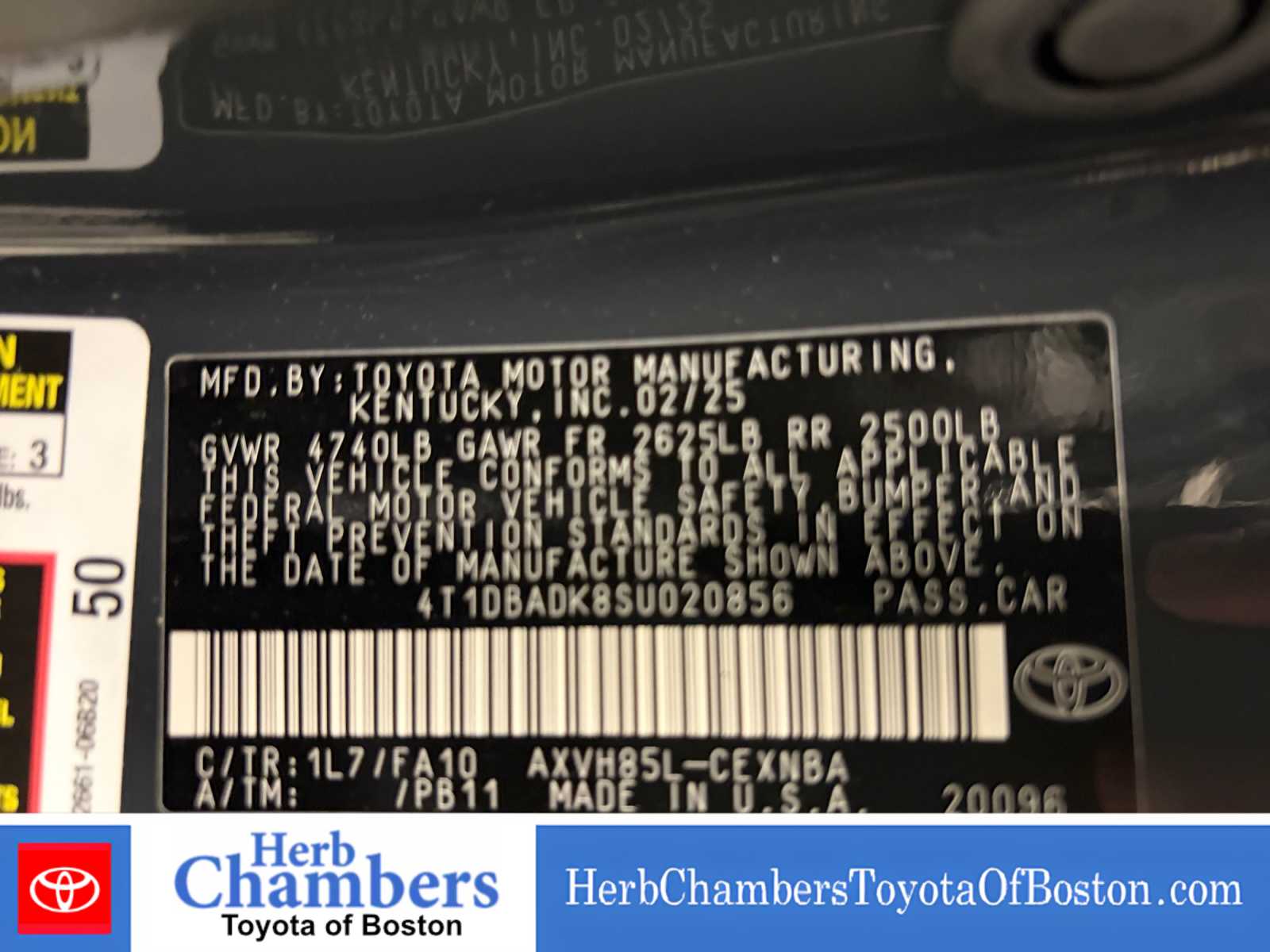 2025 Toyota Camry LE - Photo 13