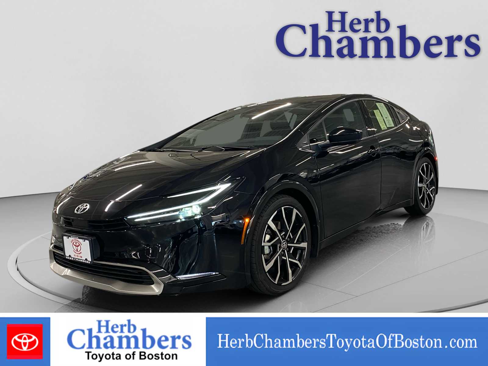 2026 Toyota Prius Plug-in Hybrid XSE Premium - Photo 11