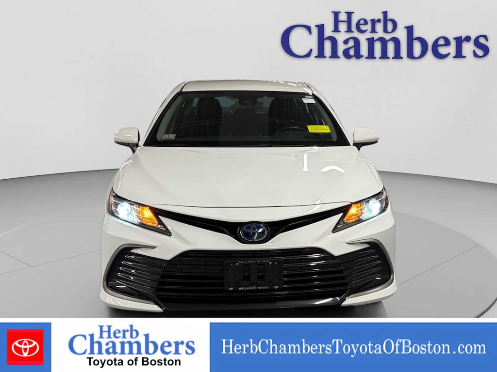 Used 2022 Toyota Camry Hybrid LE Sedan