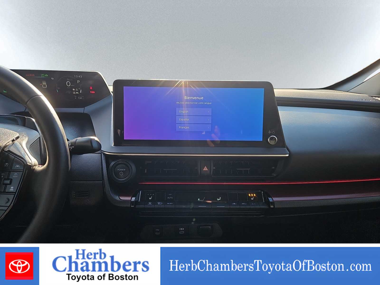 2024 Toyota Prius Prime XSE - Photo 15