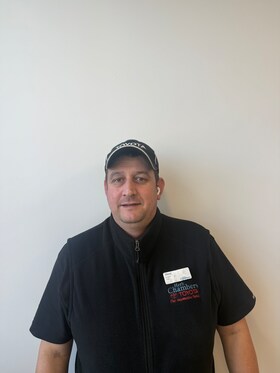 Staff member Oscar Lopera from ID_0e5033