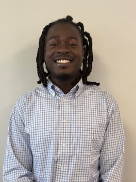 Staff member Greg Lindor from ID_7e09ee