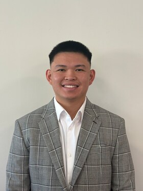 Staff member Cuong Le from ID_7e09ee