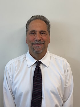 Staff member Bob Grossi from ID_0e5033