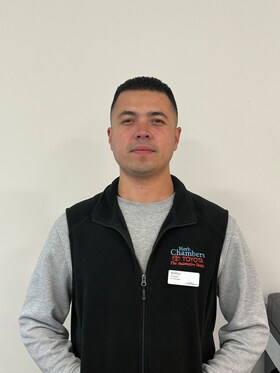Staff member Andres Roldan from ID_7e09ee
