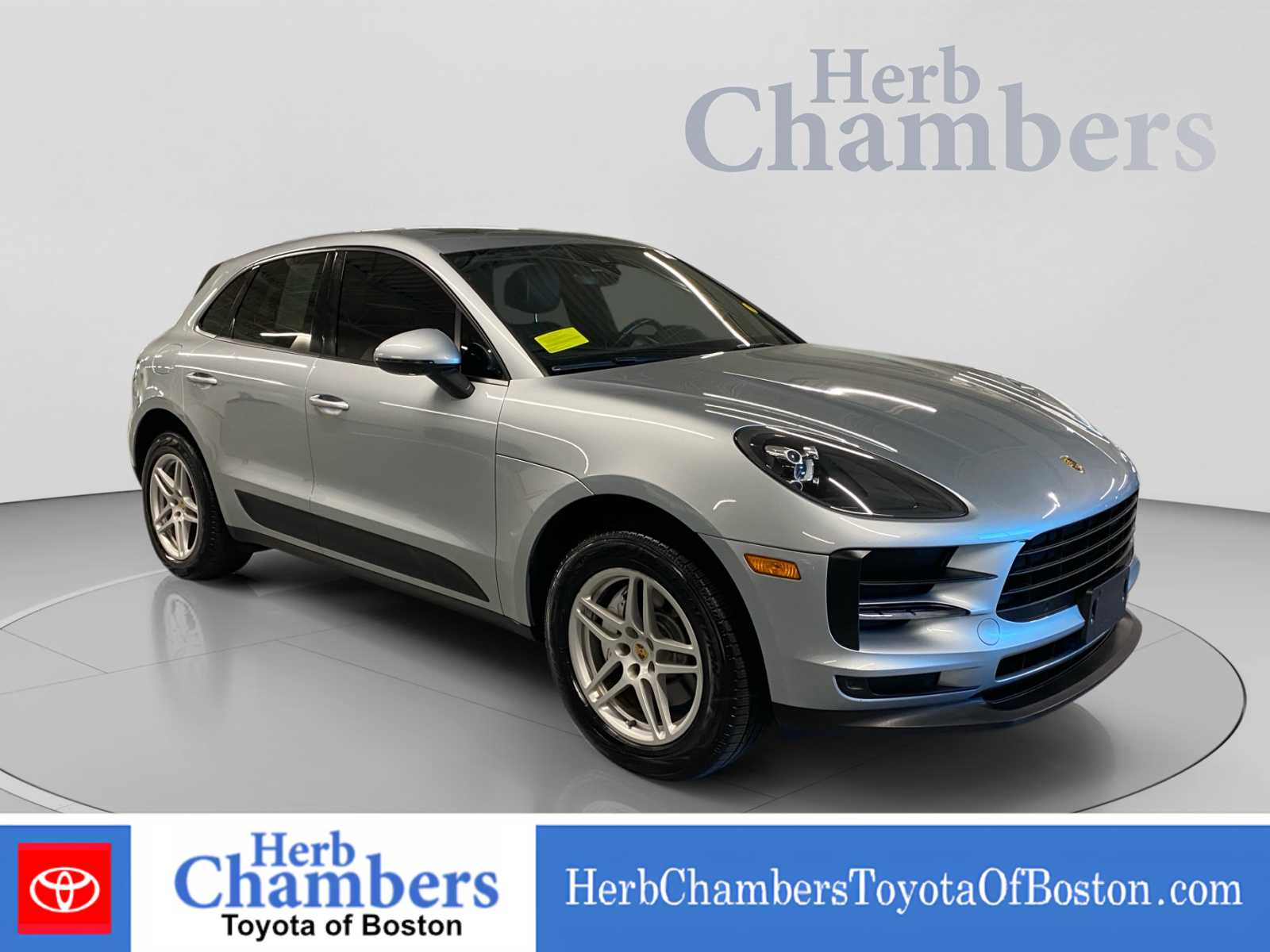 Dolomite Silver Metallic 2019 Porsche Macan SUV / Crossover All-Wheel Drive Automatic