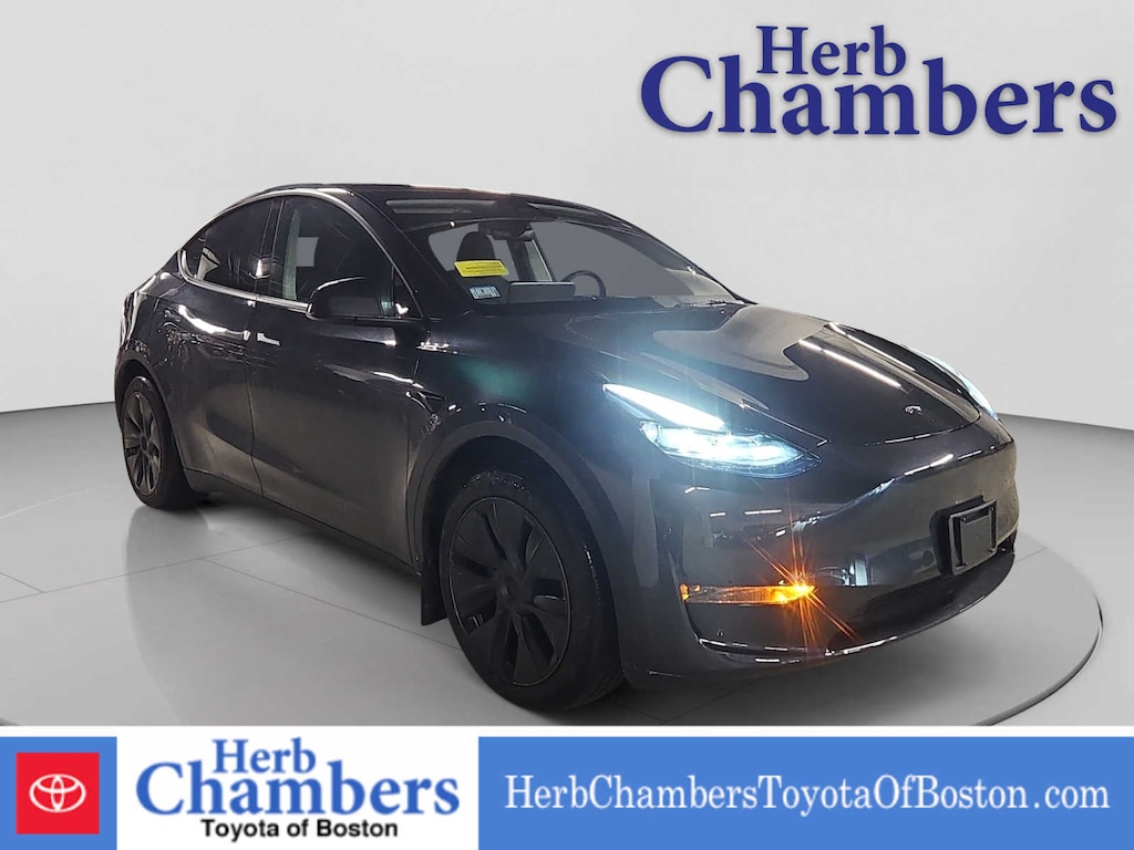 Used 2025 Tesla Model Y Long Range SUV