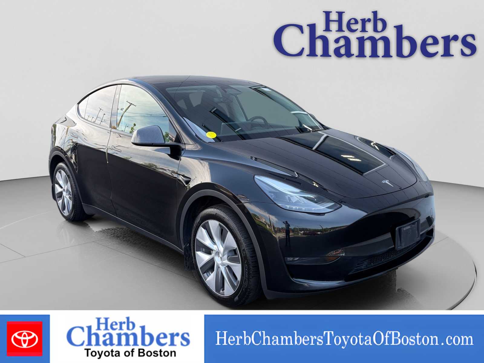 2024 Tesla Model Y Long Range Dual Motor All-Wheel Drive's photo