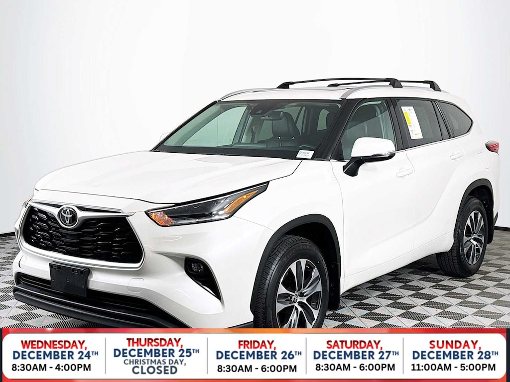 Used 2021 Toyota Highlander XLE SUV