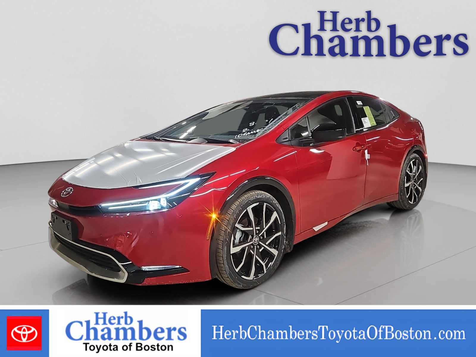 2026 Toyota Prius Plug-in Hybrid XSE - Photo 10