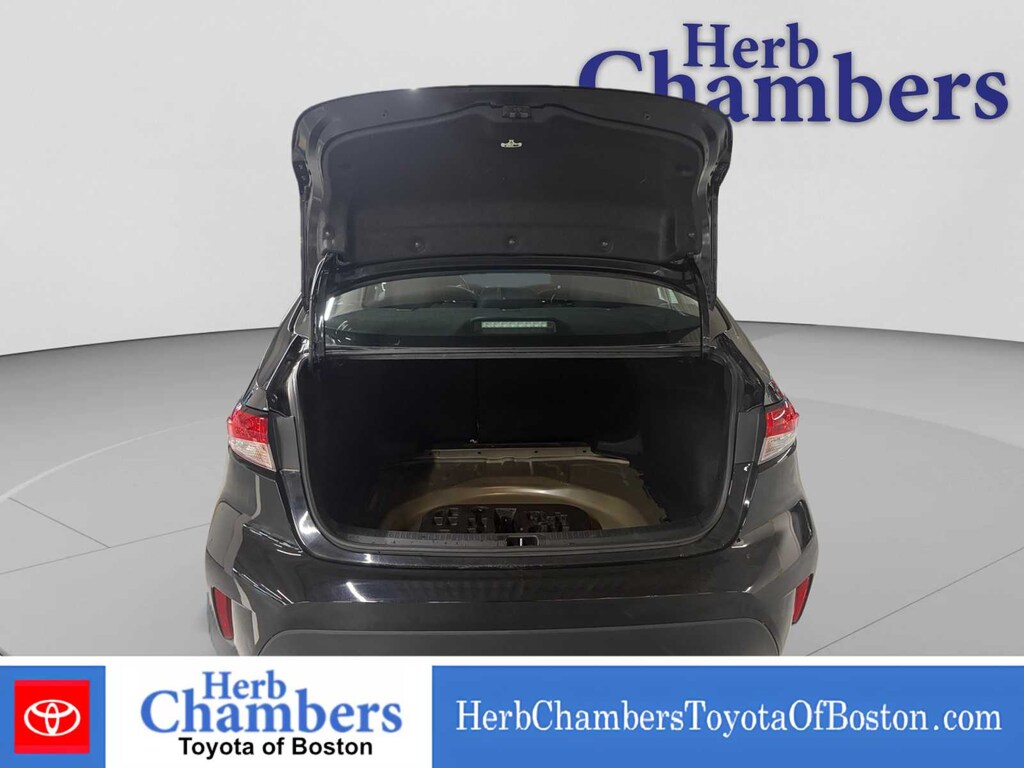 Used 2024 Toyota Corolla LE Sedan