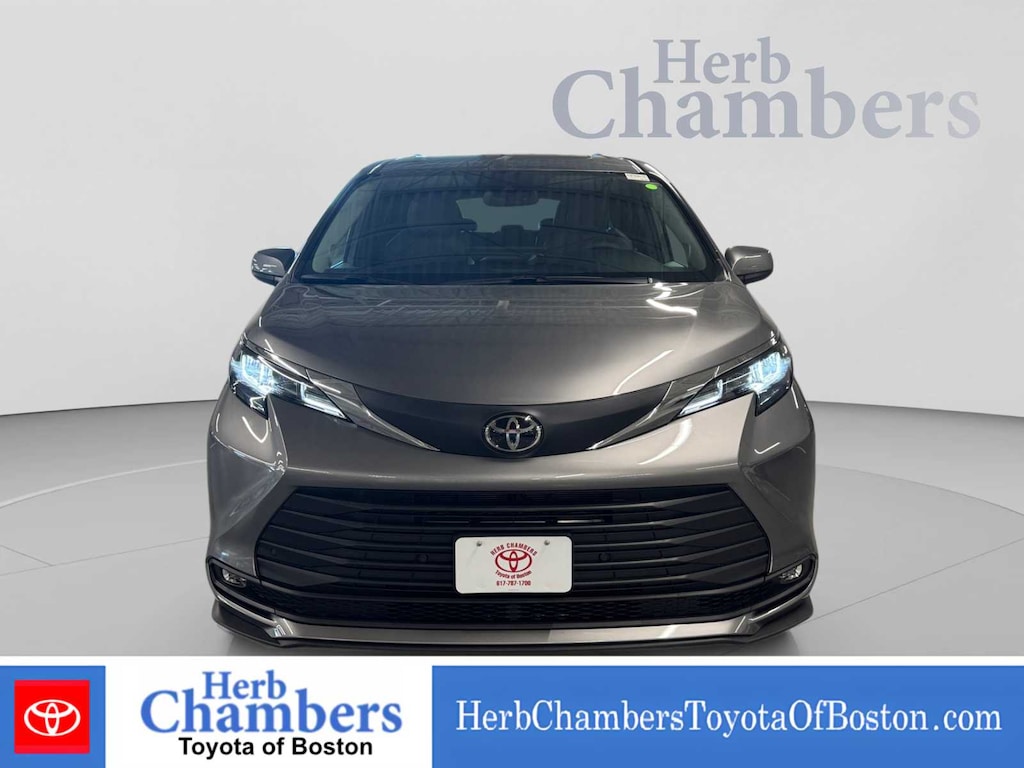 New 2026 Toyota Sienna XLE 7 Passenger Van Passenger Van