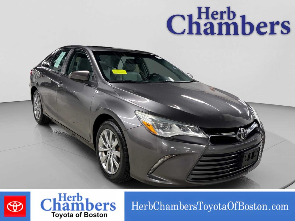 Used 2015 Toyota Camry XLE Sedan