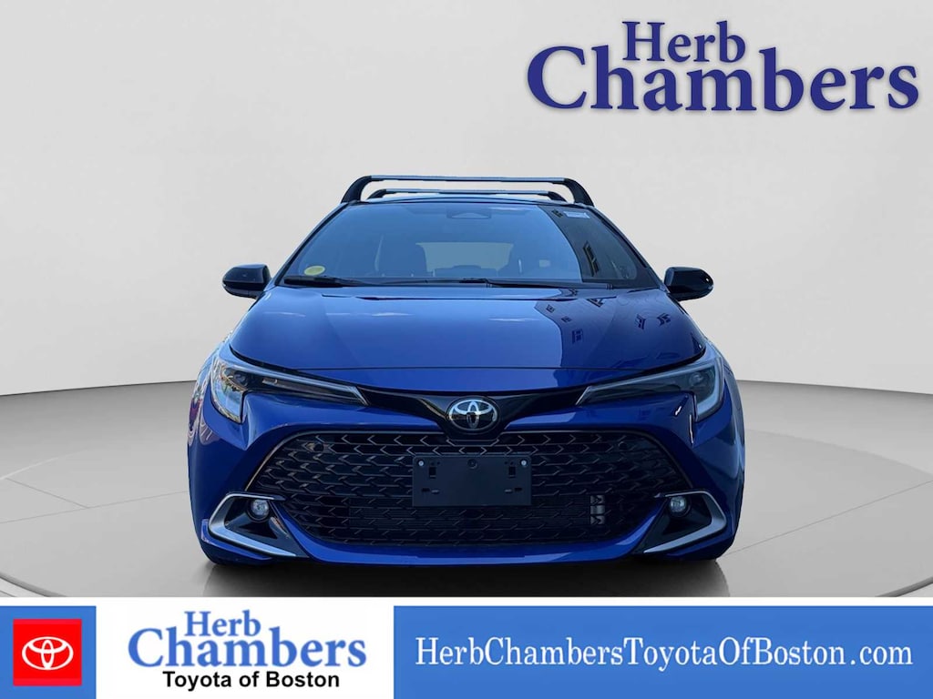 Used 2023 Toyota Corolla Hatchback XSE Sedan