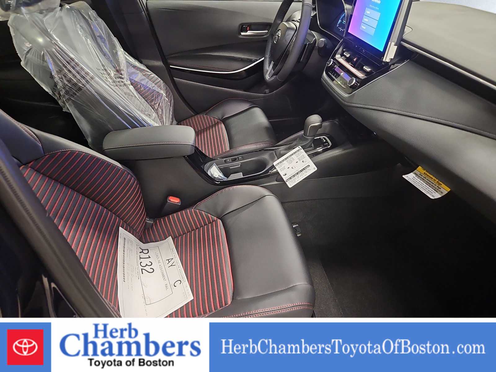 2026 Toyota Corolla XSE - Photo 20